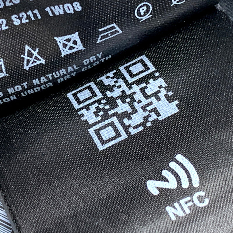 【中古品】【メンズ】 PRADA プラダ TRIANGLE PLATE NYLON PANTS ACS1 2020 1703 トライアングルプレート ナイロンパンツ ボトムス 152-250202-as-18-izu サイズ：38 カラー：ブラック 万代Net店