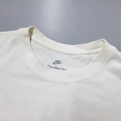 【中古品】【メンズ】 STUSSY ステューシー × NIKE ナイキ 22SS M NRG FL SS 8 BALL TEE DO9322-100 8ボール プリントTシャツ 半袖 トップス 142-250209-ay-06-izu サイズ：XL カラー：ホワイト 万代Net店