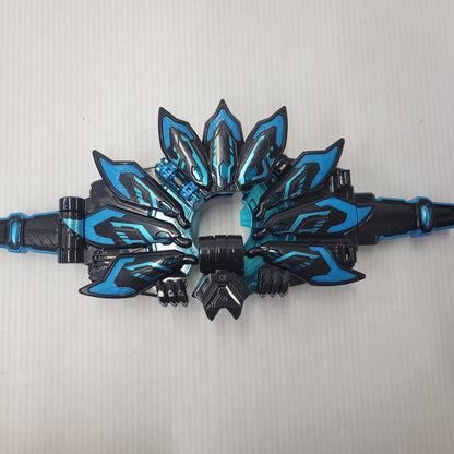 【中古品】 バンダイ DX Xギーツレイズバックル 042-260724-kk-11-izuh 万代Net店
