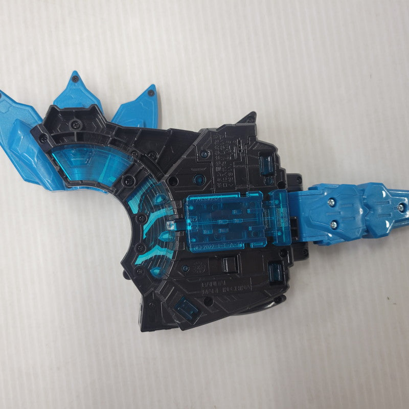 【中古品】 バンダイ DX Xギーツレイズバックル 042-260724-kk-11-izuh 万代Net店