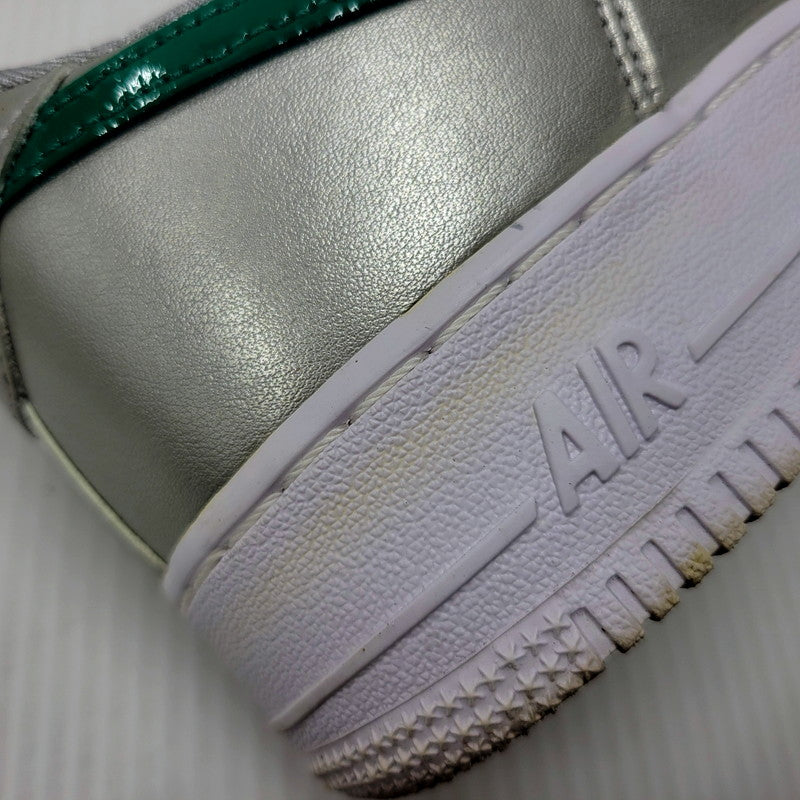 【中古品】【メンズ】 NIKE ナイキ AIR FORCE 1 '07 LV8 DM6177-095 エア フォース 1 '07 LV8 スニーカー シューズ 靴 160-250219-as-23-izu サイズ：28cm カラー：METALLIC SILVER/GREEN NOISE 万代Net店