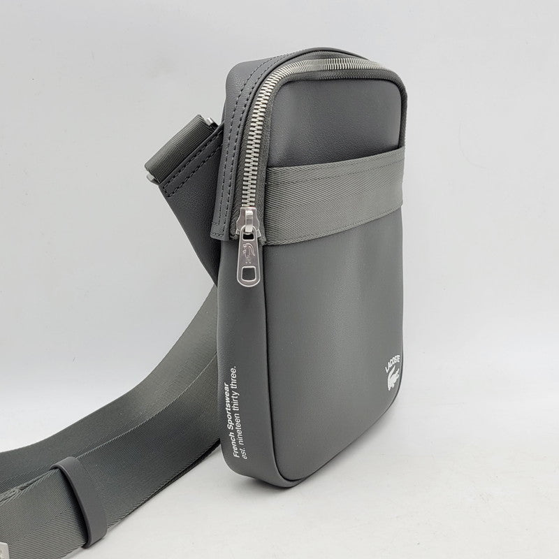 【中古品】【メンズ/レディース】 LACOSTE ラコステ F2225 PD SHOULDER BAG ショルダーバッグ 鞄 カバン 188-250227-ma-07-izu カラー：グレー系 万代Net店