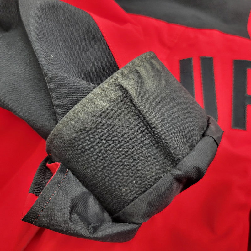 【中古品】【メンズ】 Supreme シュプリーム × THE NORTH FACE ザノースフェイス ARC LOGO MOUNTAIN PARKA NF0A3VMM アーチ ロゴ マウンテンパーカー ジャケット アウター 149-250708-as-15-izu サイズ：M カラー：レッド×ブラック 万代Net店