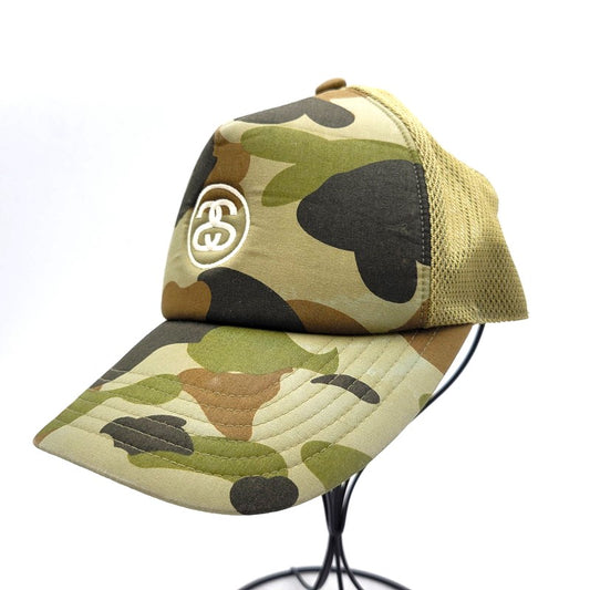 【中古品】【メンズ/レディース】 STUSSY ステューシー × A BATHING APE アベイシングエイプ SS LINK CAMO MESH CAP SSリンク カモ メッシュ キャップ 帽子 185-250227-as-15-izu サイズ：F カラー：マルチカラー 万代Net店