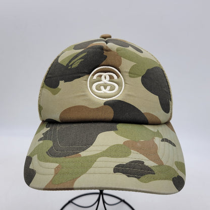 【中古品】【メンズ/レディース】 STUSSY ステューシー × A BATHING APE アベイシングエイプ SS LINK CAMO MESH CAP SSリンク カモ メッシュ キャップ 帽子 185-250227-as-15-izu サイズ：F カラー：マルチカラー 万代Net店