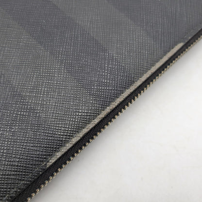 【現状渡し品】【メンズ/レディース】 BURBERRY バーバリー チャコールチェック ラウンドファスナー 長財布 ウォレット 181-250227-as-16-izu カラー：ブラック系 万代Net店