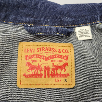 【中古品】【メンズ】 Levi's リーバイス DENIM TRUCKER JACKET 72334-0220 デニム トラッカージャケット デニムジャケット Gジャン ボタン裏刻印3937 アウター 147-250302-ay-17-izu サイズ：S カラー：インディゴ 万代Net店