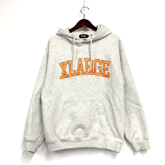 【中古品】【メンズ】 XLARGE エクストララージ 101233012018 COLLEGE LOGO HOODED SWEATSHIRT カレッジロゴフーデッドスウェットシャツ トップス 長袖 142-250302-ya-03-izu サイズ：M カラー：グレ－ 万代Net店