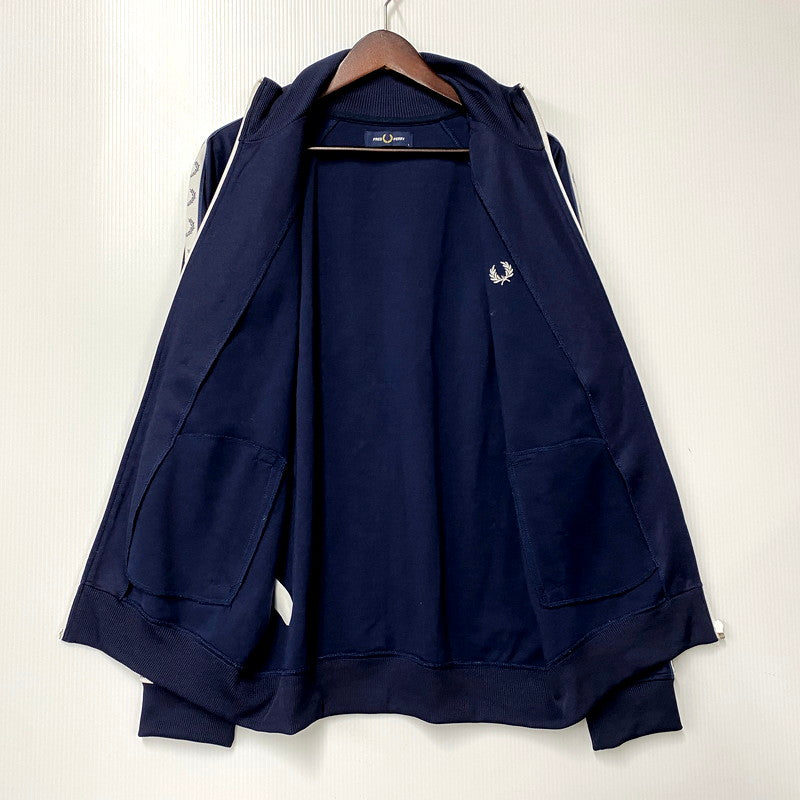 【中古品】【メンズ】 FRED PERRY フレッドペリー TAPED TRACK JACKET J4620 トラックジャケット 141-250304-as-02-izu サイズ：L カラー：ネイビー 万代Net店