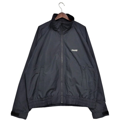 【中古美品】【メンズ】  PORT AUTHORITY 700FILL SHELLED ZIP-UP JACKET ポートオーソリティ ジップアップ ジャケット ロゴ 刺繍 アウター 142-250306-ay-03-izu サイズ：L カラー：ブラック 万代Net店