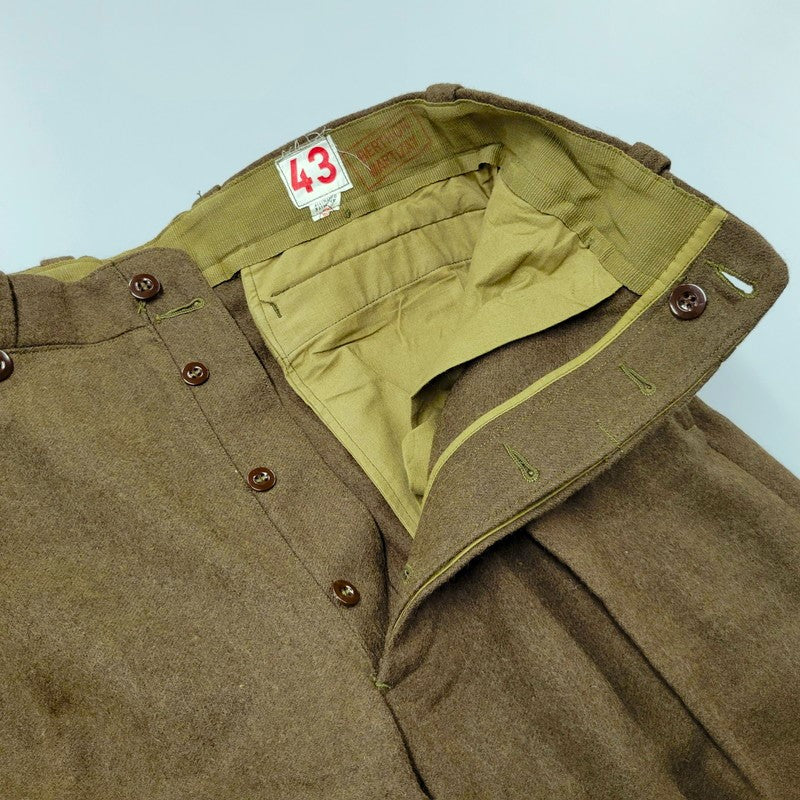 【中古美品】【メンズ】  FRENCH ARMY フレンチアーミー 50-60S 2-TUCK WOOL TROUSERS 2タック ウールトラウザーズ 後期 パンツ ボトムス 157-250309-as-25-izu サイズ：43 カラー：カーキ系 万代Net店