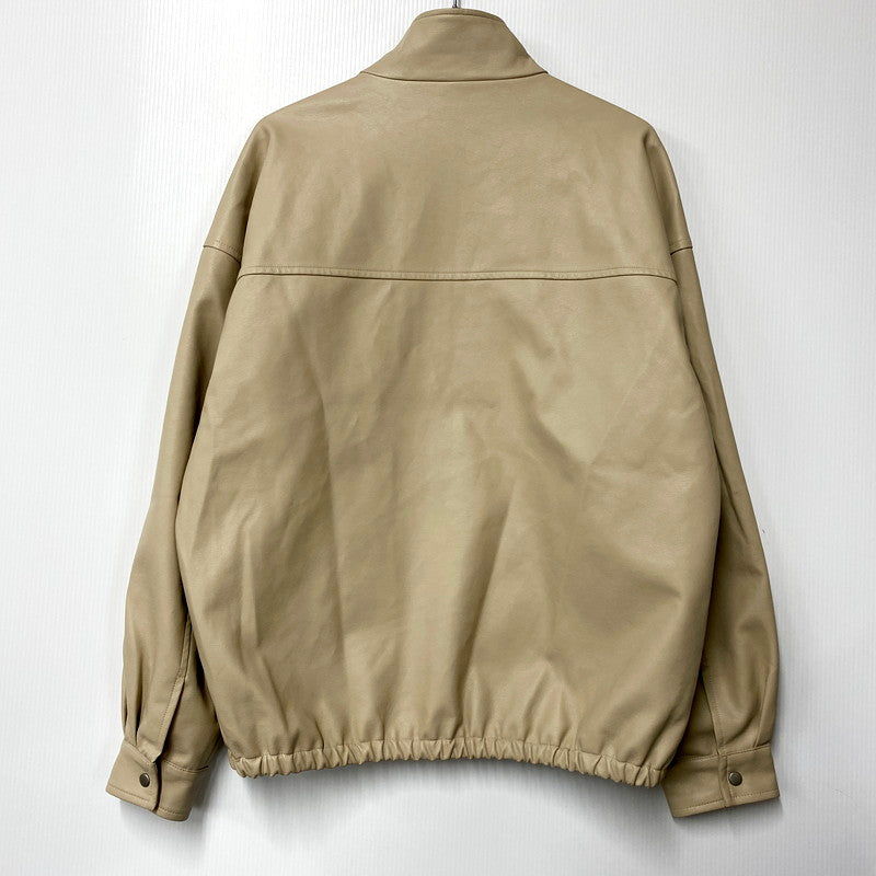 【中古品】【レディース】  WHO'S WHO GALLERY フーズフーギャラリー 23AW FAKE LEATHER BIG BLOUSON WWZ1031107A0007 フェイクレザー ビッグブルゾン ジャケット アウター 169-250311-as-29-izu サイズ：F カラー：ベージュ 万代Net店