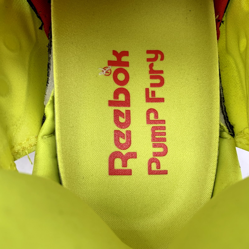 【中古品】【メンズ】 Reebok リーボック INSTAPUMP FURY 94 100074910 インスタポンプ フューリー 94 スニーカー シューズ 靴 162-250312-as-29-izu サイズ：27cm カラー：HYPGRN/VECRED/CBLACK 万代Net店