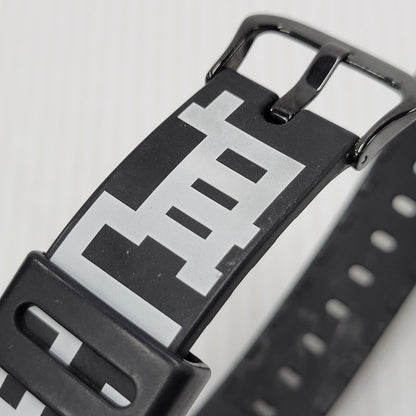 【中古品】【メンズ/レディース】 G-SHOCK ジーショック HOTEI 30th ANNIVERSARY G-SHOCK GUITARHYTHM MODEL DW-6900TH 布袋寅泰 30周年記念モデル デジタル腕時計 196-250314-as-03-izu カラー：ブラック 万代Net店