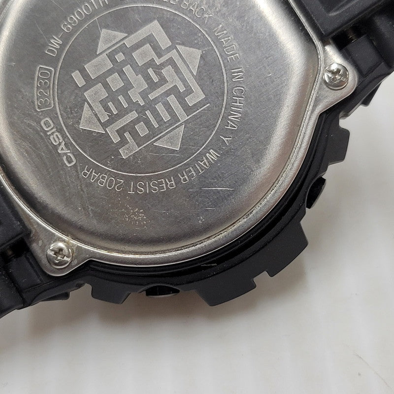 【中古品】【メンズ/レディース】 G-SHOCK ジーショック HOTEI 30th ANNIVERSARY G-SHOCK GUITARHYTHM MODEL DW-6900TH 布袋寅泰 30周年記念モデル デジタル腕時計 196-250314-as-03-izu カラー：ブラック 万代Net店