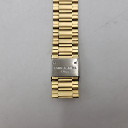 【中古美品】【メンズ/レディース】 CASIO カシオ A120WEG-9A 腕時計 199-260529-as-11-izu サイズ：40.7 × 33.5 × 9.4 mm カラー：ゴールド 万代Net店