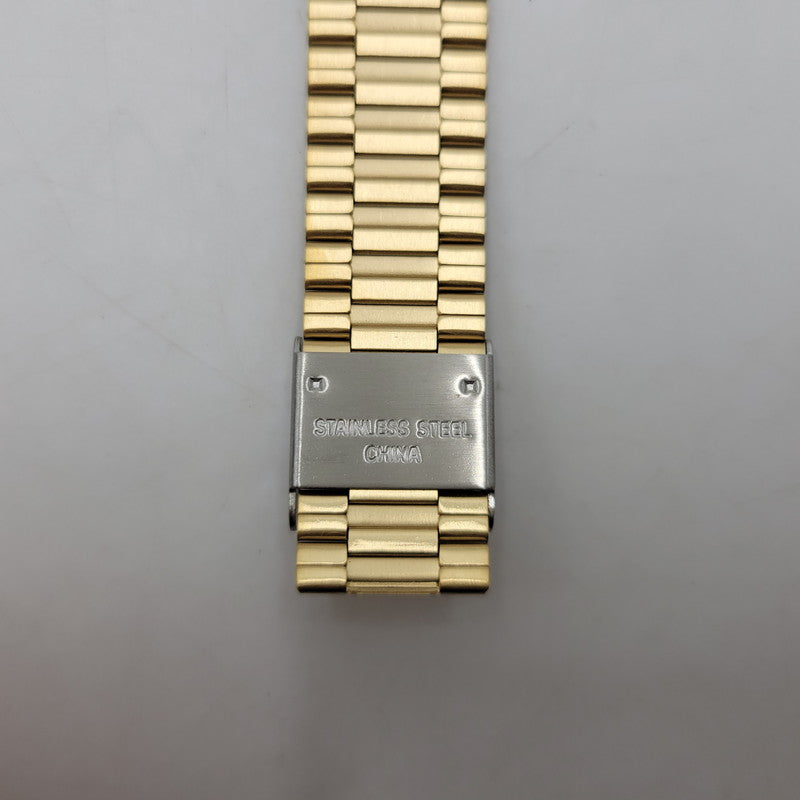 【中古美品】【メンズ/レディース】 CASIO カシオ DBC-611G-1 腕時計 199-260529-as-10-izu サイズ：46.5 × 33.1 × 8.7 mm カラー：ゴールド 万代Net店