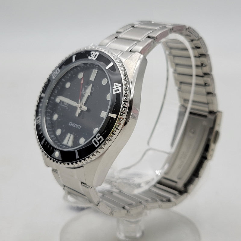【中古美品】【メンズ/レディース】 CASIO カシオ MDV-106DD-1A1V 腕時計 199-260527-as-16-izu サイズ：48.5 × 44.2 × 12.1 mm カラー：ブラック×シルバー 万代Net店