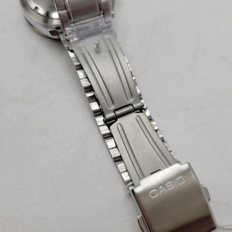 【中古美品】【メンズ/レディース】 CASIO カシオ MDV-107D-1A2V 腕時計 199-260529-as-14-izu サイズ：49.5 × 46.3 × 12.1 mm カラー：シルバー 万代Net店