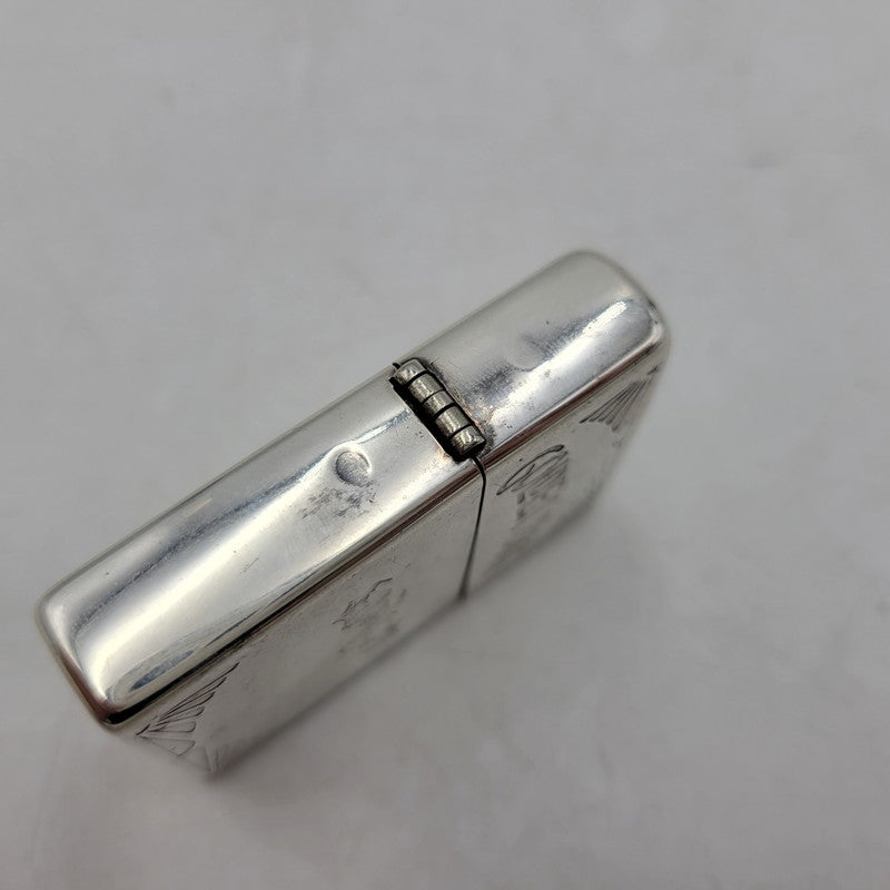 【中古品】【メンズ/レディース】 ZIPPO ジッポ GOLDEN BAT OIL LIGHTER GO-NO.00509 オイルライター 2011年製 喫煙具 206-250323-as-10-izu カラー：シルバー 万代Net店