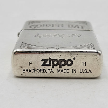 【中古品】【メンズ/レディース】 ZIPPO ジッポ GOLDEN BAT OIL LIGHTER GO-NO.00509 オイルライター 2011年製 喫煙具 206-250323-as-10-izu カラー：シルバー 万代Net店