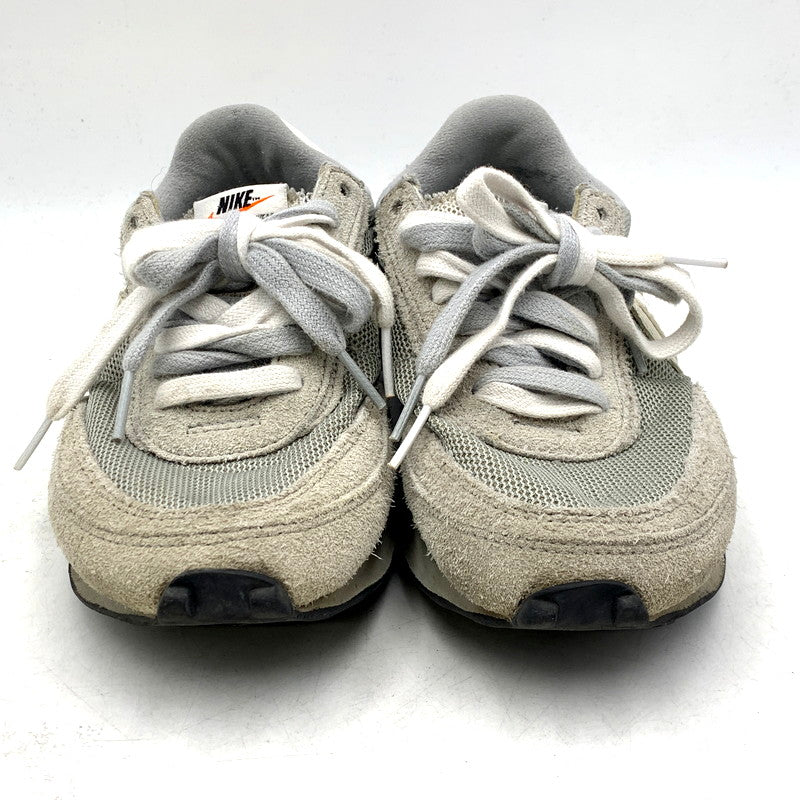 【現状渡し品】【レディース】 × FRAGMENT フラグメント × SACAI サカイ LD WAFFLE/SF DH2684-001 LD ワッフル トリプルコラボ スニーカー シューズ 靴 166-250403-ay-04-izu サイズ：23cm カラー：LT SMOKE GREY/WHITE-BLACK 万代Net店