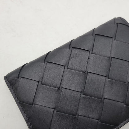 【中古品】【メンズ/レディース】 BOTTEGAVENETA ボッテガヴェネタ INTRECCIATO SLIM FLAP CARD CASE イントレチャート スリム フラップカードケース 181-250404-as-05-izu カラー：ブラック 万代Net店