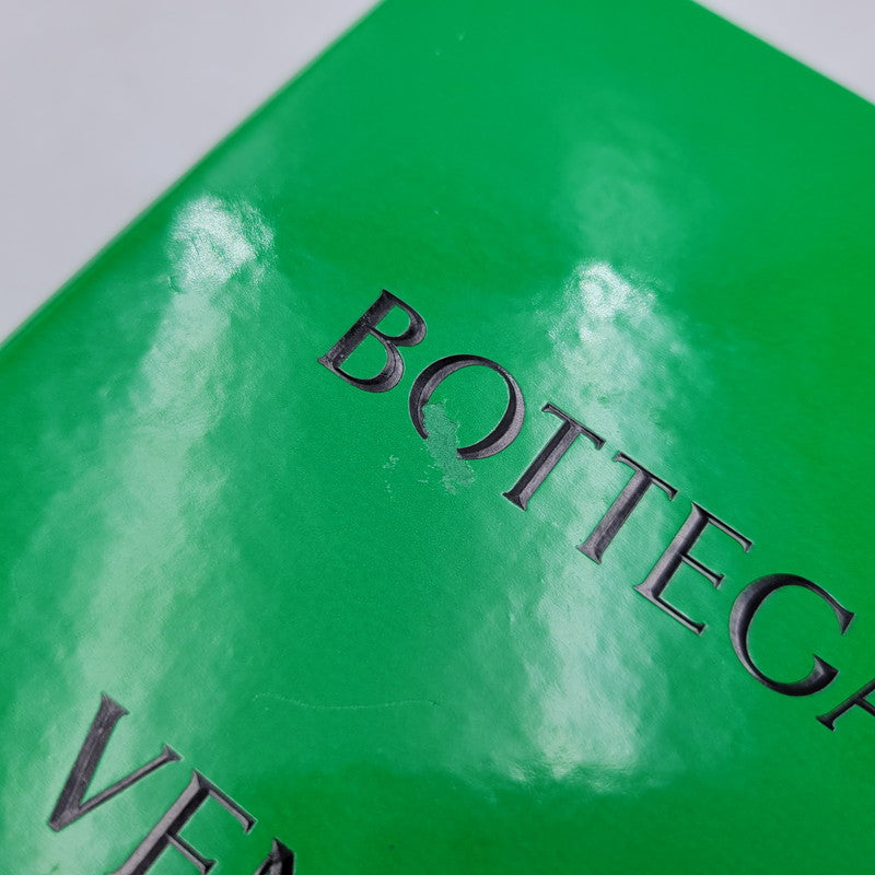 【中古品】【メンズ/レディース】 BOTTEGAVENETA ボッテガヴェネタ INTRECCIATO SLIM FLAP CARD CASE イントレチャート スリム フラップカードケース 181-250404-as-05-izu カラー：ブラック 万代Net店