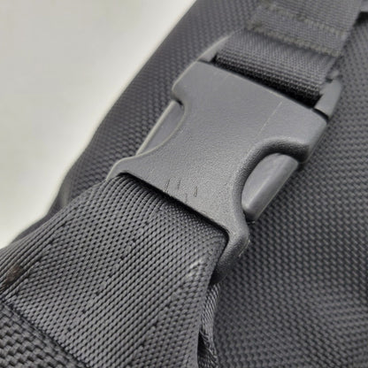 【中古品】【メンズ/レディース】 BRIEFING ブリーフィング TRIPOD BODY BAG トライポッド ボディバッグ USA製 カバン 鞄 188-250410-as-17-izu カラー：ブラック 万代Net店