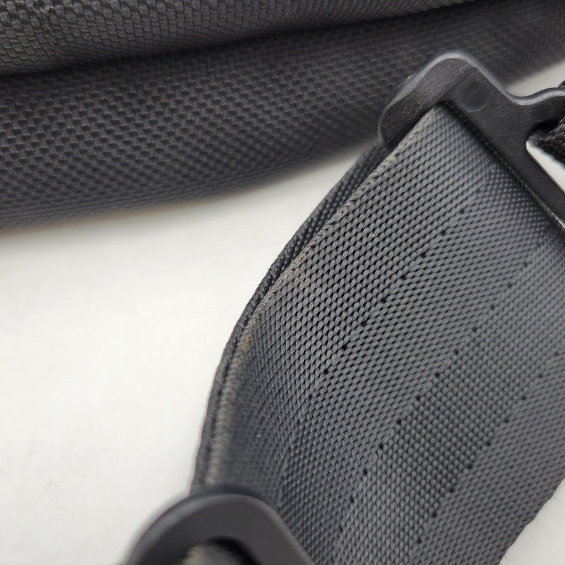 【中古品】【メンズ/レディース】 BRIEFING ブリーフィング TRIPOD BODY BAG トライポッド ボディバッグ USA製 カバン 鞄 188-250410-as-17-izu カラー：ブラック 万代Net店