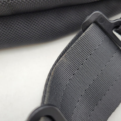 【中古品】【メンズ/レディース】 BRIEFING ブリーフィング TRIPOD BODY BAG トライポッド ボディバッグ USA製 カバン 鞄 188-250410-as-17-izu カラー：ブラック 万代Net店