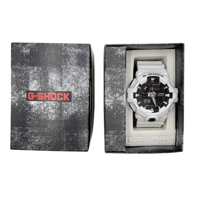 【中古美品】【メンズ/レディース】 G-SHOCK ジーショック GA-700-7A 腕時計 199-260527-as-10-izu サイズ：57.5 × 53.4 × 18.4 mm カラー：ホワイト 万代Net店