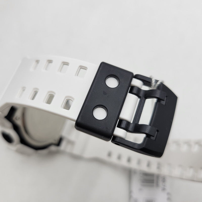 【中古美品】【メンズ/レディース】 G-SHOCK ジーショック GA-700-7A 腕時計 199-260527-as-10-izu サイズ：57.5 × 53.4 × 18.4 mm カラー：ホワイト 万代Net店