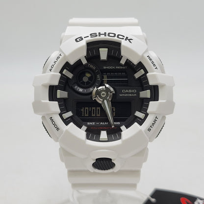 【中古美品】【メンズ/レディース】 G-SHOCK ジーショック GA-700-7A 腕時計 199-260527-as-10-izu サイズ：57.5 × 53.4 × 18.4 mm カラー：ホワイト 万代Net店