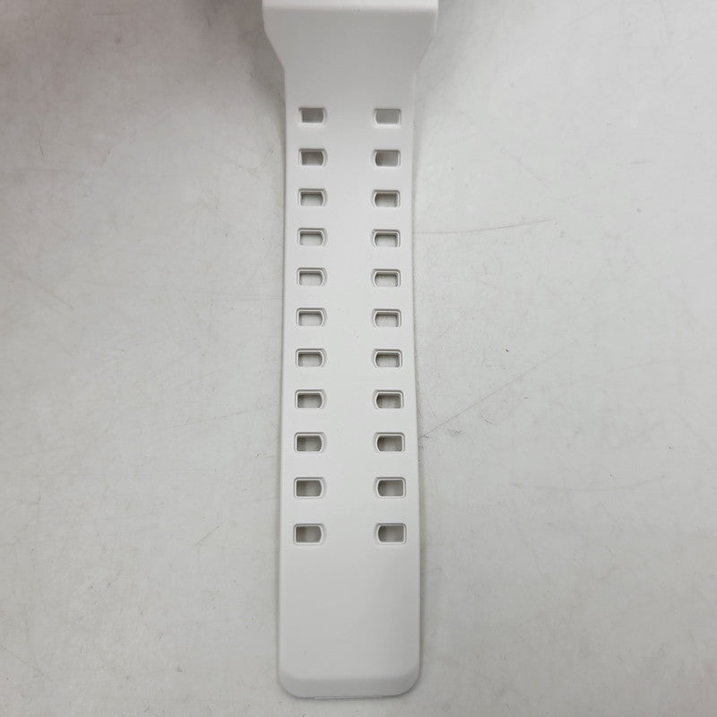 【中古美品】【メンズ/レディース】 G-SHOCK ジーショック GA-700-7A 腕時計 199-260527-as-10-izu サイズ：57.5 × 53.4 × 18.4 mm カラー：ホワイト 万代Net店
