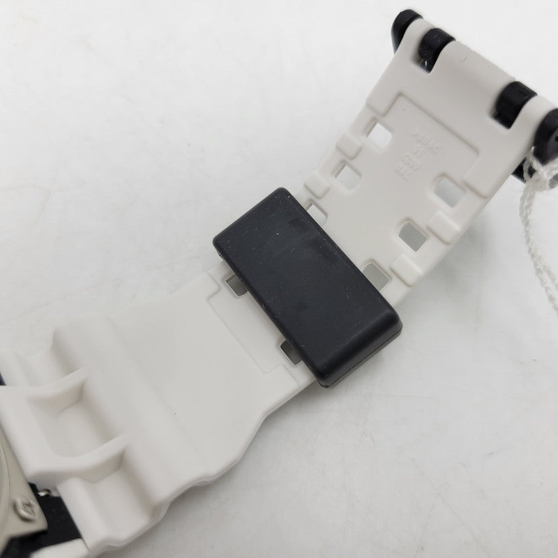 【中古美品】【メンズ/レディース】 G-SHOCK ジーショック GA-700-7A 腕時計 199-260527-as-10-izu サイズ：57.5 × 53.4 × 18.4 mm カラー：ホワイト 万代Net店