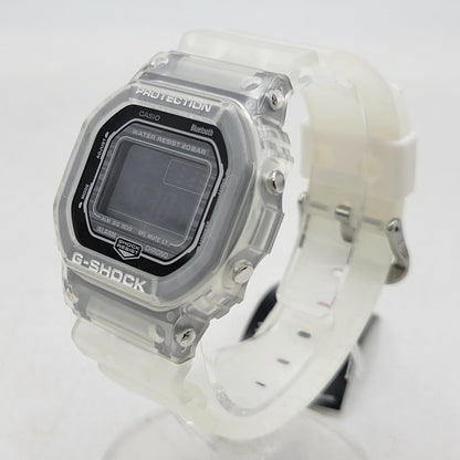 【中古美品】【メンズ/レディース】 G-SHOCK ジーショック DW-B5600G-7 腕時計 199-260527-as-06-izu サイズ：48.9 × 42.8 × 13.4 mm カラー：クリア×ホワイト 万代Net店