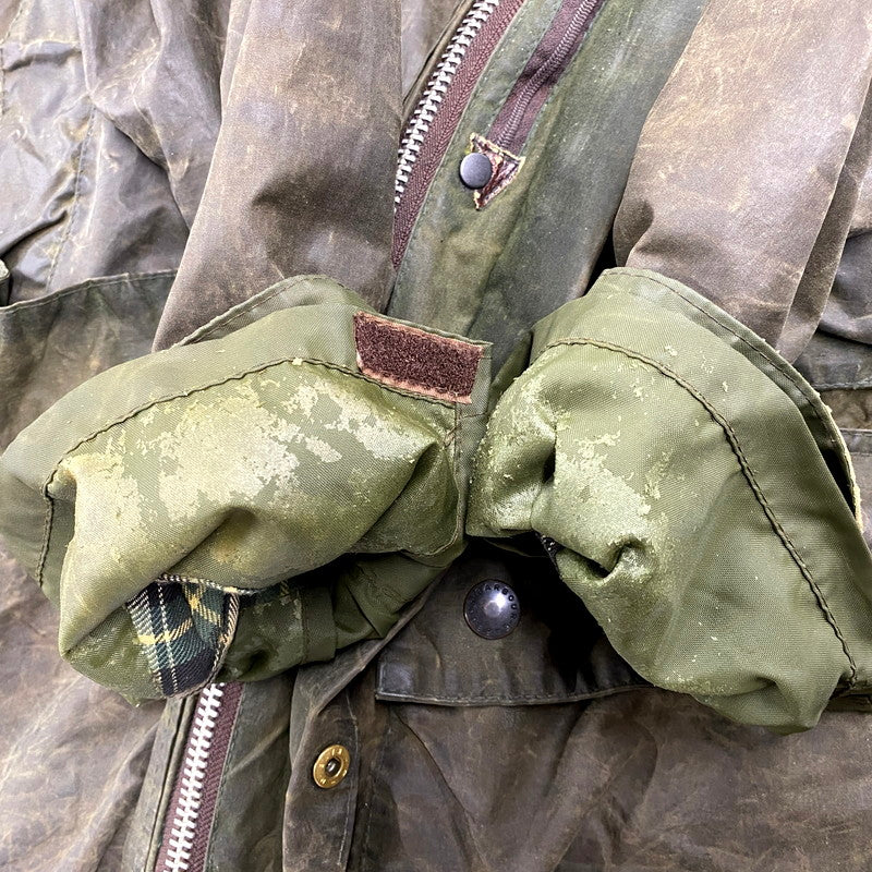 【中古品】【メンズ】 Barbour バーブァー ENGLAND製 2ワラント 80S BORDER OILED JACKET 80年代 ボーダー オイルドジャケット アウター 長袖 144-250414-ma-04-izu サイズ：42 カラー：グリーン 万代Net店