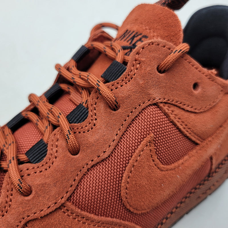 【中古美品】【メンズ】 NIKE ナイキ W AIR FORCE 1 WILD FB2348-800 ウィメンズ エアフォース1 ワイルド スニーカー シューズ 靴 160-250417-as-15-izu サイズ：28cm カラー：RUGGED ORANGE/RUGGED ORANGE 万代Net店