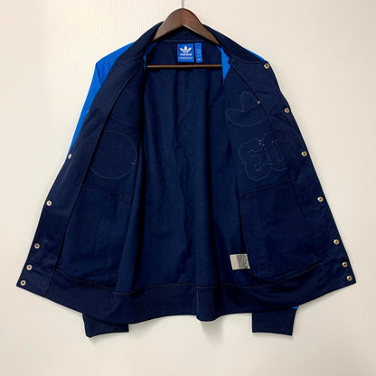 【中古品】【メンズ】 adidas アディダス WAPPEN STADIUM JERSEY S27486 ワッペン スタジアム ジャージー ジャケット アウター 148-250426-as-18-izu サイズ：L カラー：ネイビー 万代Net店