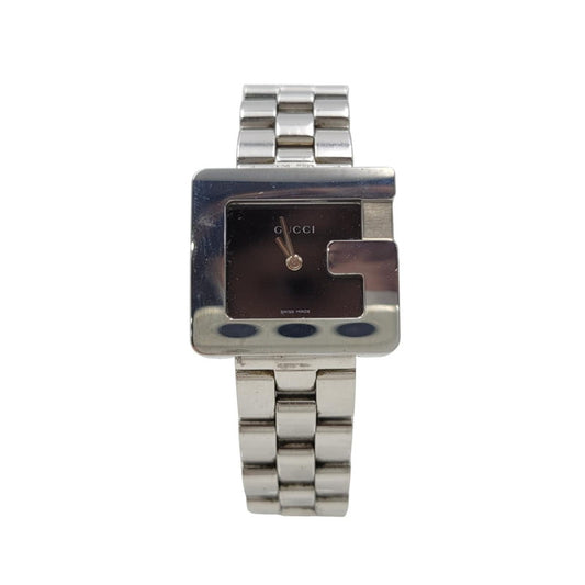 【中古品】【メンズ/レディース】 GUCCI グッチ SQUARE G QUARTZ 3600L スクエアG クォーツ 黒文字盤 腕時計 197-250711-as-05-izu カラー：ブラック×シルバー 万代Net店