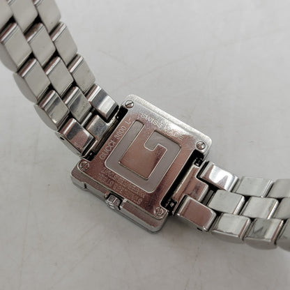【中古品】【メンズ/レディース】 GUCCI グッチ SQUARE G QUARTZ 3600L スクエアG クォーツ 黒文字盤 腕時計 197-250711-as-05-izu カラー：ブラック×シルバー 万代Net店