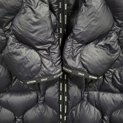 【中古品】【メンズ】 MONCLER モンクレール × HYKE ハイク LANGUARD GIUBBOTTO NYLON HOODED COAT G209K1C00004 ナイロン フーデッド コート アウター 141-250423-as-01-izu サイズ：2 カラー：ブラック 万代Net店