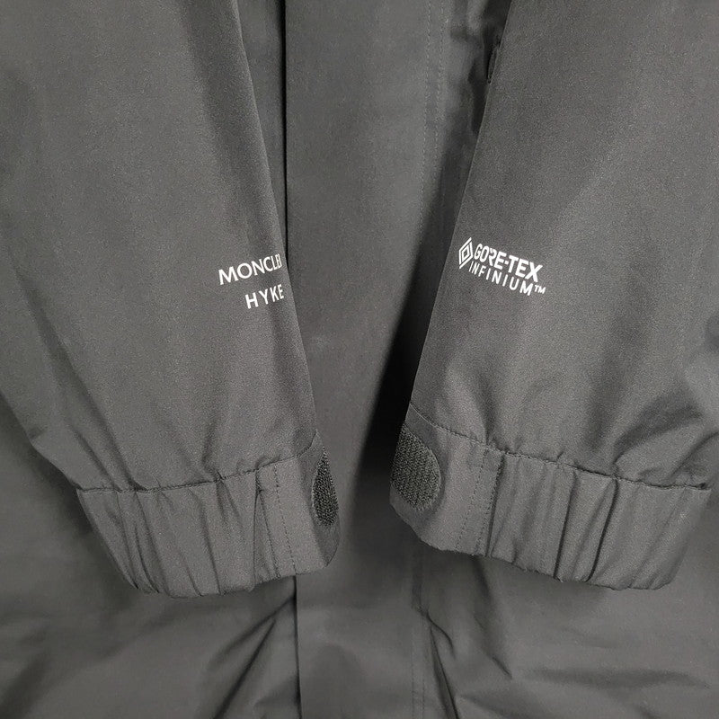【中古品】【メンズ】 MONCLER モンクレール × HYKE ハイク LANGUARD GIUBBOTTO NYLON HOODED COAT G209K1C00004 ナイロン フーデッド コート アウター 141-250423-as-01-izu サイズ：2 カラー：ブラック 万代Net店