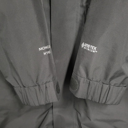 【中古品】【メンズ】 MONCLER モンクレール × HYKE ハイク LANGUARD GIUBBOTTO NYLON HOODED COAT G209K1C00004 ナイロン フーデッド コート アウター 141-250423-as-01-izu サイズ：2 カラー：ブラック 万代Net店