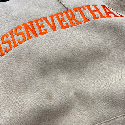 【中古品】【メンズ】 THISISNEVERTHAT ARCH LOGO HOODED SWEATSHIRT TN223TSWHO01 ディスイズネバーザット アーチロゴフーディスウェット パーカー ロゴ 刺繍 長袖 裏起毛 トップス 142-250428-ay-14-izu サイズ：L カラー：ベージュ系 万代Net店