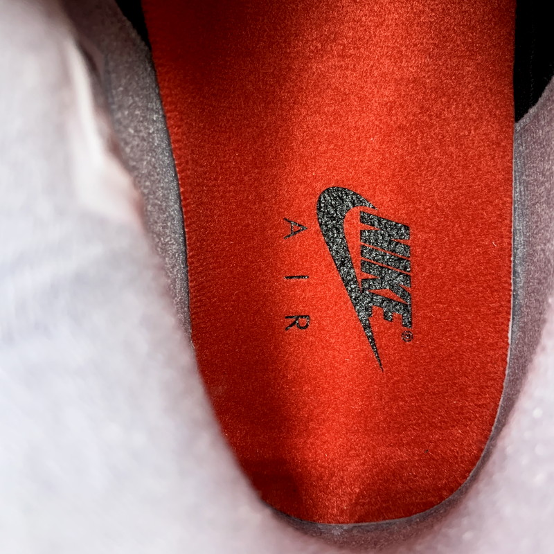 【中古美品】【メンズ】 NIKE ナイキ AIR JORDAN 4 RETRO FV5029-006 エアジョーダン 4 レトロ スニーカー シューズ 靴 160-250429-ay-16-izu サイズ：28cm カラー：BLACK/FIRE RED-CEMENT GREY 万代Net店