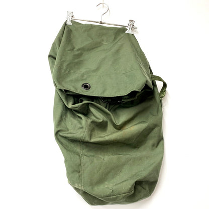 【現状渡し品】【メンズ/レディース】 U.S.ARMY ユーエスアーミー MILITARY DUFFEL BAG ミリタリーダッフル バック リュック カバン 鞄 188-250726-ya-04-izu カラー：カーキ 万代Net店