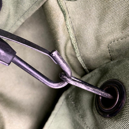 【現状渡し品】【メンズ/レディース】 U.S.ARMY ユーエスアーミー MILITARY DUFFEL BAG ミリタリーダッフル バック リュック カバン 鞄 188-250726-ya-04-izu カラー：カーキ 万代Net店