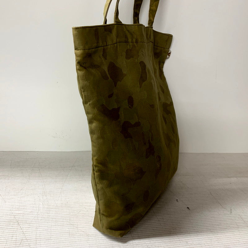 【中古品】【メンズ/レディース】 A BATHING APE アベイシングエイプ COTTON TOTE BAG CAMO コットントートバッグ カモ 鞄 カバン 188-250616-ma-15-izu カラー：グリーン系 万代Net店